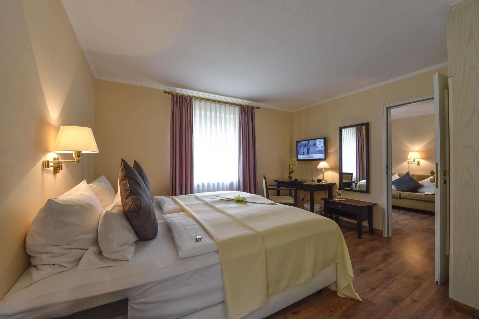 Atrium Hotel Amadeus Osterfeld Extérieur photo