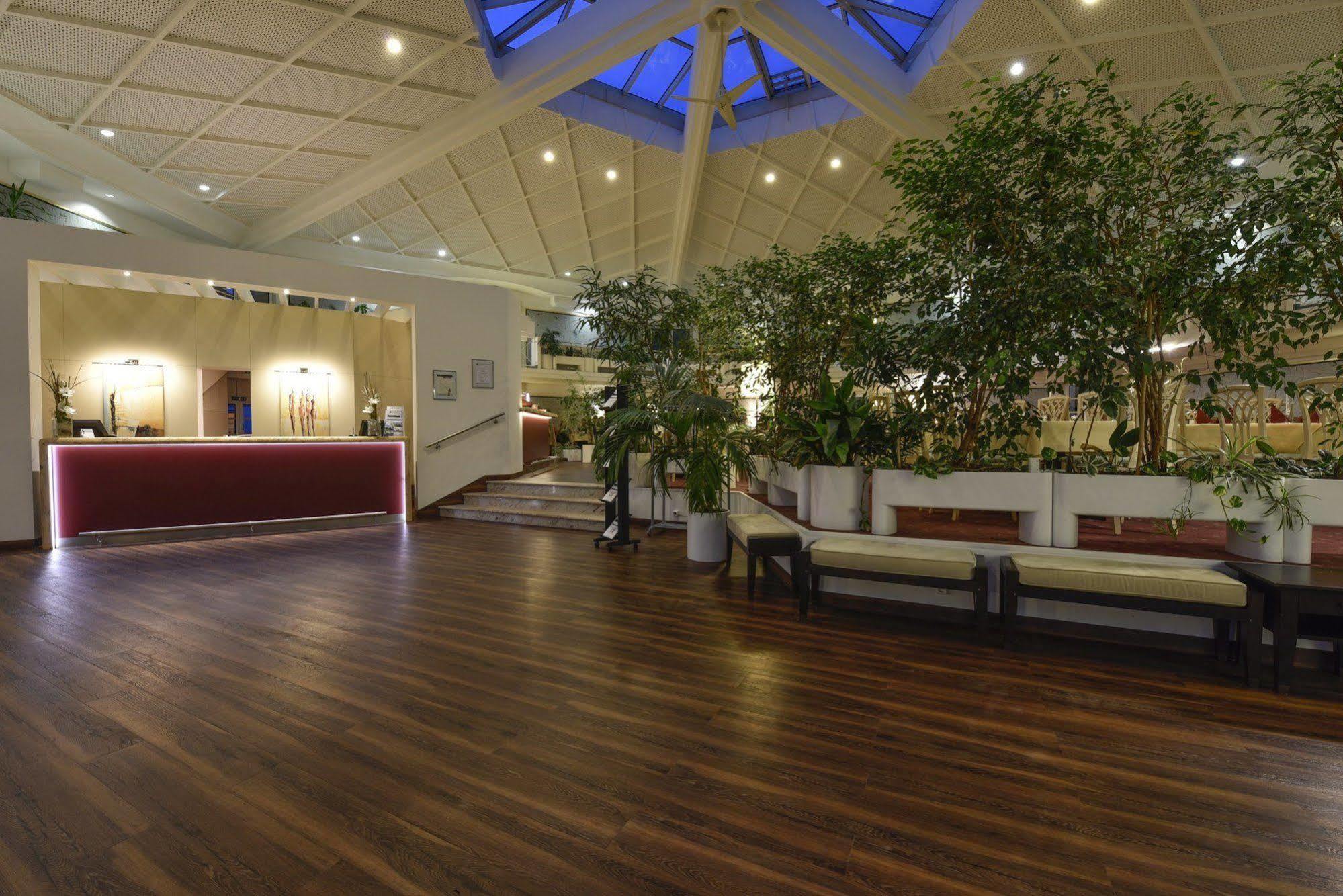 Atrium Hotel Amadeus Osterfeld Extérieur photo